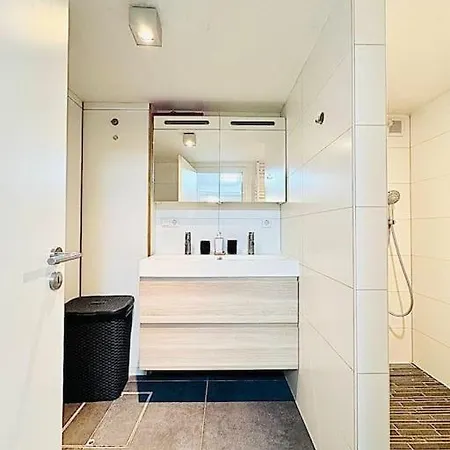 Cosy In Center-bon25